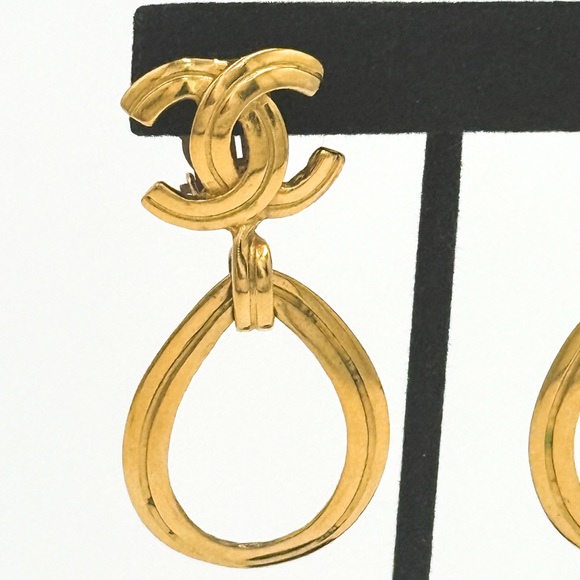Chanel Clip On Gold Drop Earrings - Picture 2 of 5